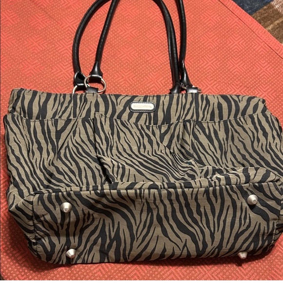 Baggdalini  Tote - Picture 1 of 10